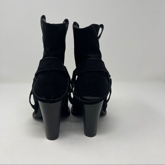 JustFab Raney Western Bootie Black Faux Suede Heeled Pull On Women’s Size 7 - Picture 7 of 10